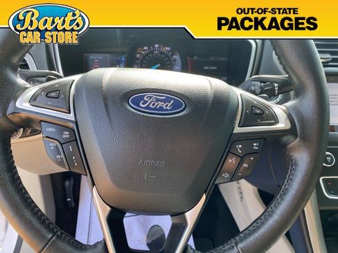 Used 2019 Ford Fusion SEL FWD image 29
