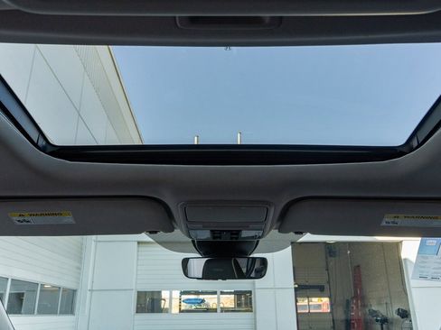 New 2026 Honda Odyssey Touring image 23