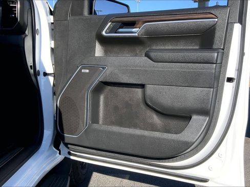 Used 2025 Chevrolet Silverado 1500 RST w/ Convenience Package II image 21