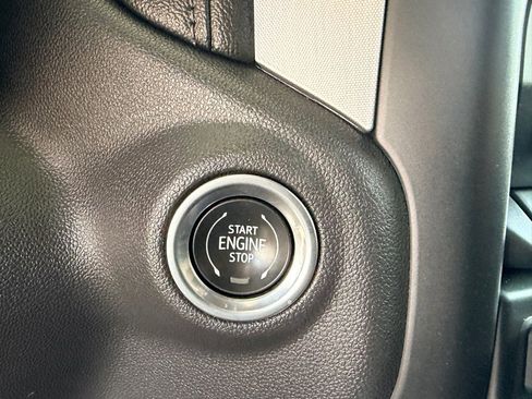 Used 2019 GMC Sierra 1500 SLT w/ SLT Premium Plus Package AWD/4WD image 14