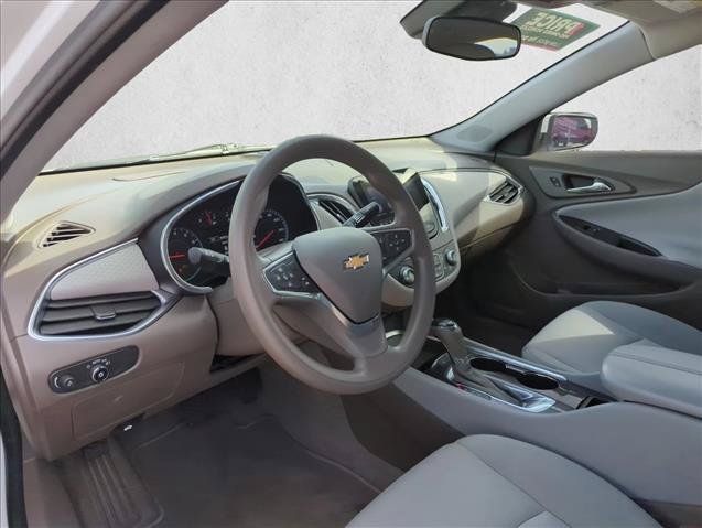 Used 2019 Chevrolet Malibu LT w/ Driver Confidence Package II FWD image 11