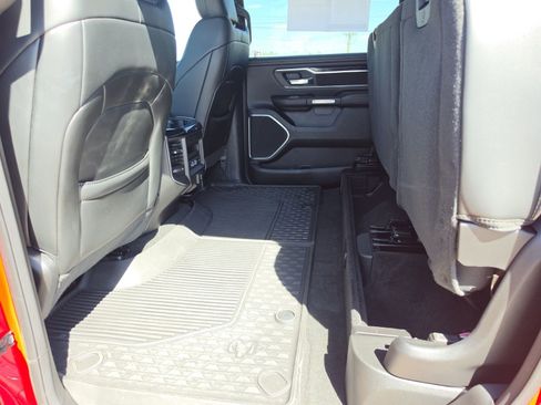 Used 2022 RAM 1500 Laramie AWD/4WD image 20