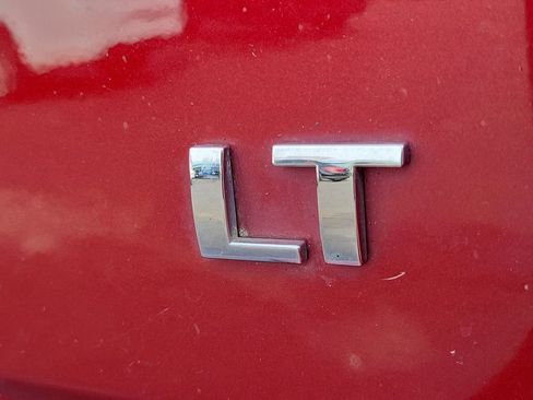 Used 2017 Chevrolet Equinox LT w/ Convenience Package image 6