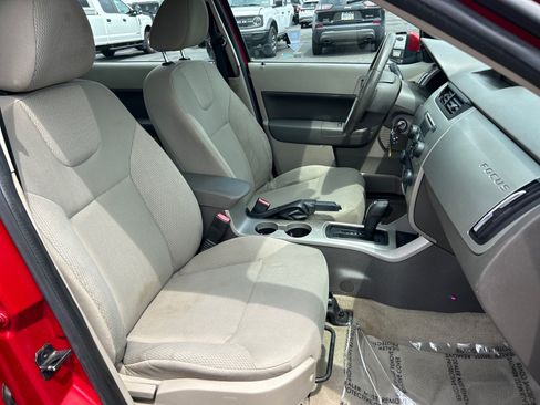 Used 2009 Ford Focus SES FWD image 15