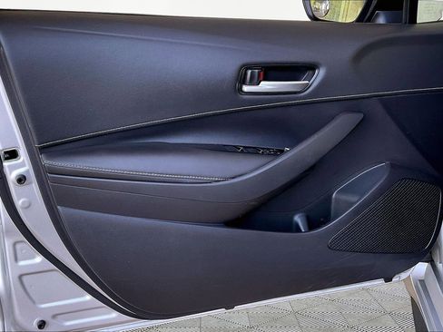 Used 2020 Toyota Corolla SE image 19