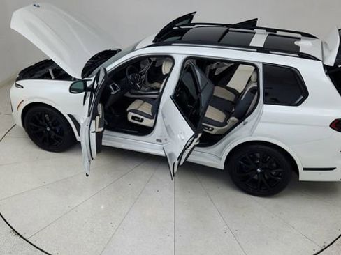 Used 2024 BMW X7 M60i w/ Executive Package image 90