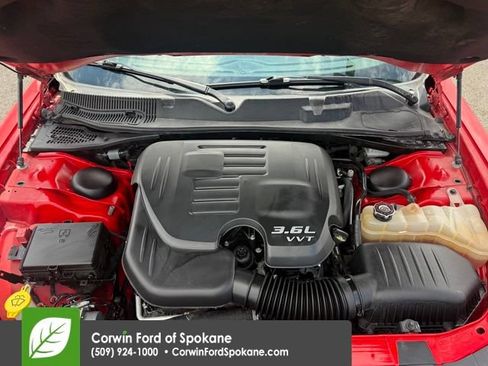 Used 2018 Dodge Challenger SXT w/ Blacktop Package RWD image 32