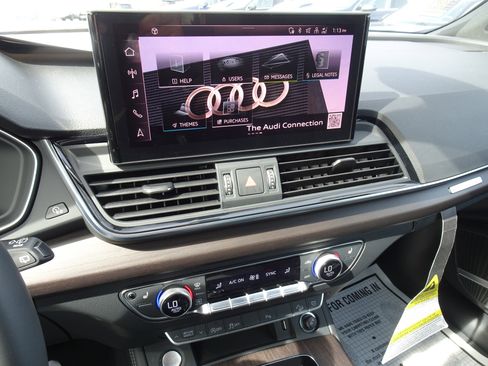 Certified 2023 Audi Q5 2.0T Premium Plus w/ Premium Plus Package AWD/4WD image 15