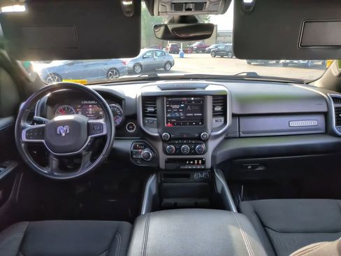 Used 2022 RAM 1500 Big Horn AWD/4WD image 13