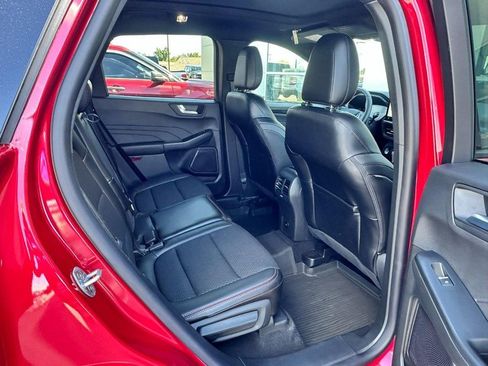 Used 2024 Ford Escape ST-Line w/ Tech Pack #1 AWD/4WD image 11