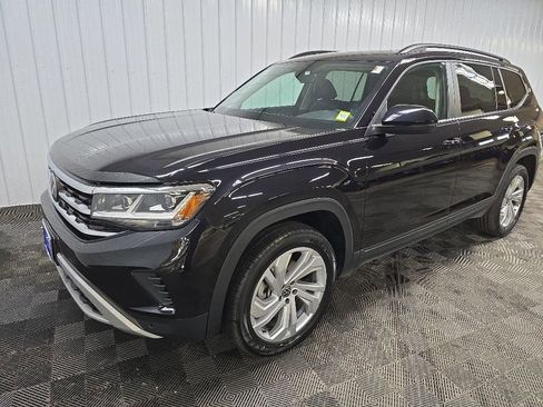 Used 2023 Volkswagen Atlas SE w/ Panoramic Sunroof Package AWD/4WD image 8