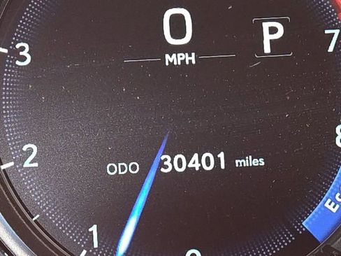 Used 2023 Lexus IS 350 F Sport w/ Navigation Package RWD image 15