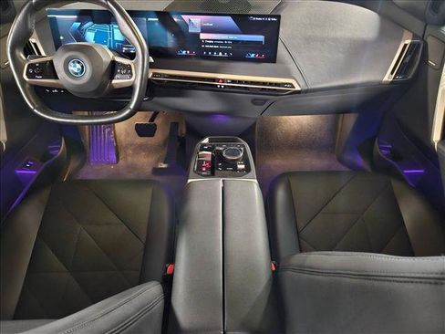 Certified 2024 BMW iX xDrive50 w/ Premium Package AWD/4WD image 19