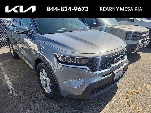 Used 2023 Kia Sorento LX FWD image 1
