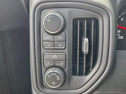 Used 2026 Chevrolet Silverado 1500 Custom Trail Boss AWD/4WD image 22