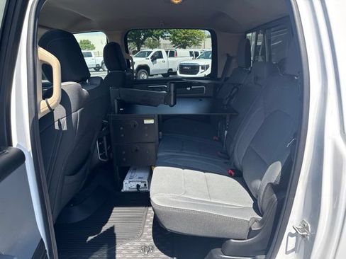 Used 2020 RAM 1500 Big Horn AWD/4WD image 17