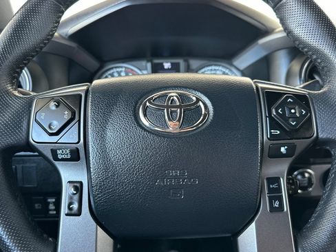Used 2023 Toyota Tacoma TRD Sport AWD/4WD image 29