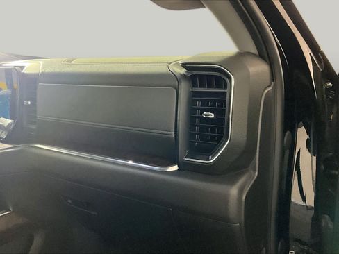 Used 2023 GMC Sierra 1500 SLT RWD image 18