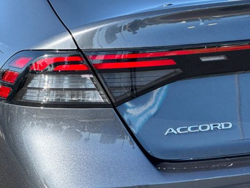 Used 2024 Honda Accord EX image 29