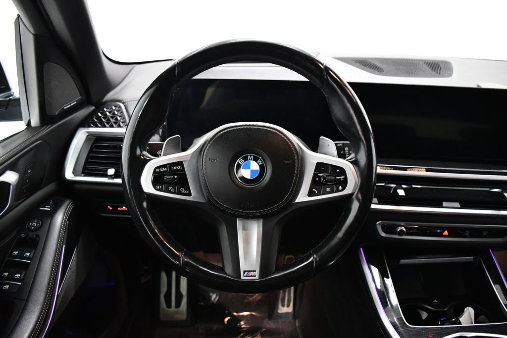 Used 2024 BMW X5 xDrive40i w/ M Sport Package AWD/4WD image 9