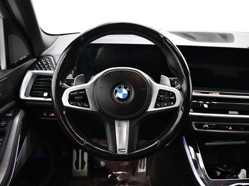 Used 2024 BMW X5 xDrive40i w/ M Sport Package AWD/4WD image 9