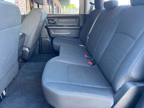 Used 2019 RAM 1500 Express w/ Express Value Package RWD image 11