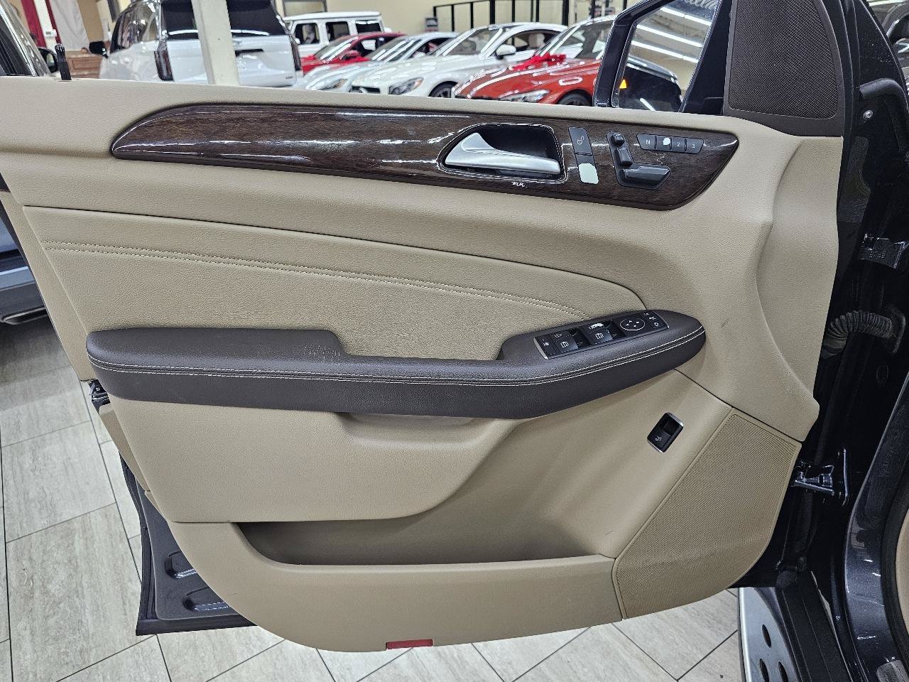 Used 2013 Mercedes-Benz ML 350 2WD image 38