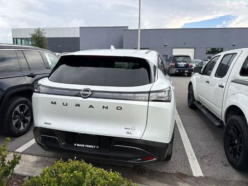 Certified 2025 Nissan Murano SL AWD/4WD image 4