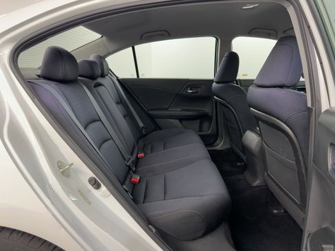 Used 2014 Honda Accord Sport image 31