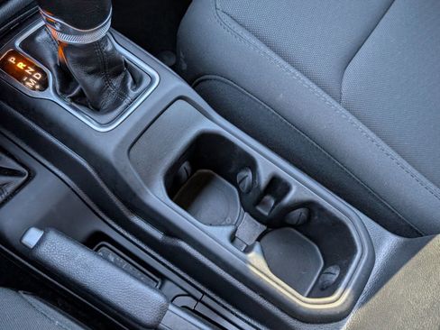 Used 2023 Jeep Wrangler Altitude image 20