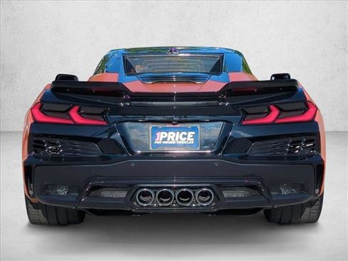 Used 2024 Chevrolet Corvette Z06 RWD image 7