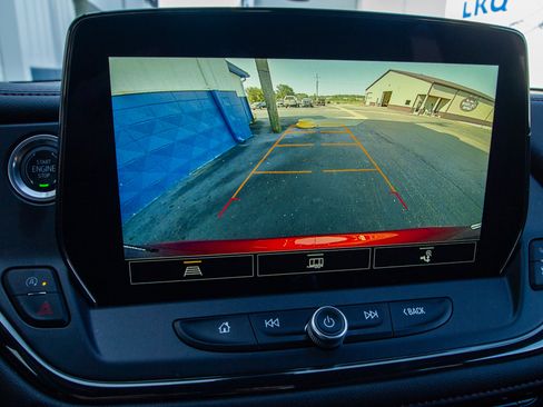Used 2023 Chevrolet Blazer RS w/ Enhanced Convenience Package FWD image 17