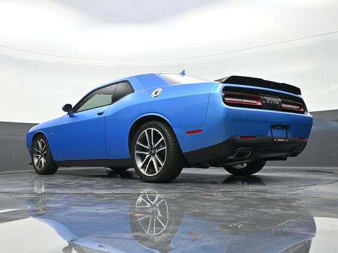 Used 2023 Dodge Challenger R/T w/ Plus Package image 23