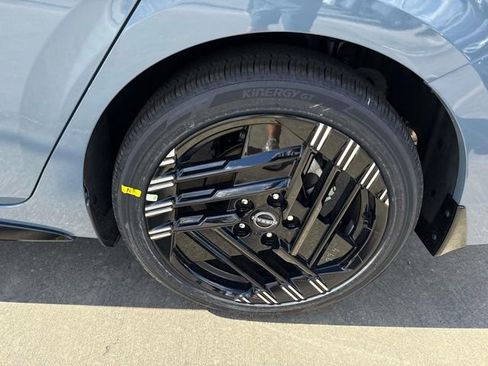 New 2026 Nissan Sentra SR w/ Floor Mat Package FWD image 6