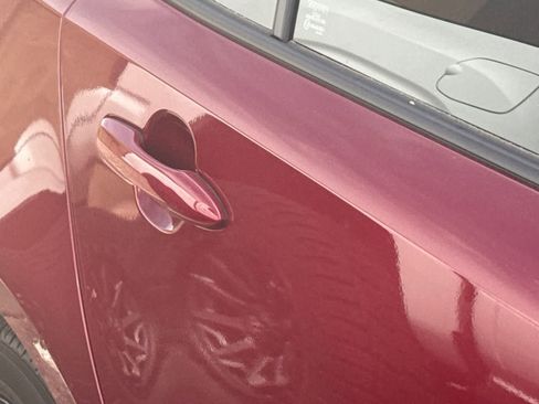 Used 2025 Toyota Corolla LE image 9