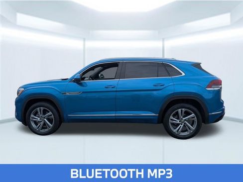 Used 2024 Volkswagen Atlas Cross Sport SEL R-Line AWD/4WD image 2