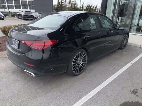 Used 2023 Mercedes-Benz C 300 Sedan image 2