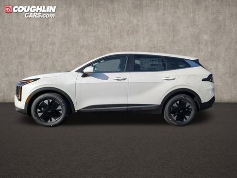 New 2026 Kia Sportage LX FWD image 4