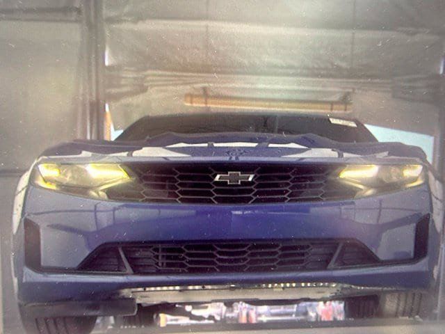 Used 2020 Chevrolet Camaro LT RWD image 9