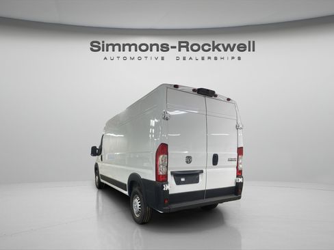 Used 2026 RAM ProMaster 2500 w/ Convenience Group FWD image 3