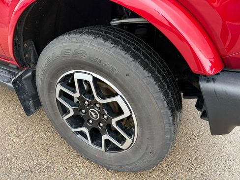 Used 2021 Ford Bronco Outer Banks AWD/4WD image 3