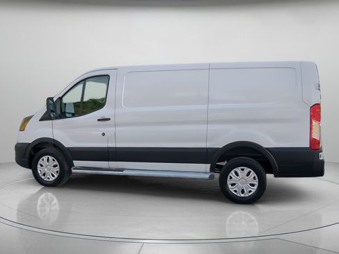 Used 2024 Ford Transit 250 Low Roof w/ Exterior Upgrade Package RWD image 19