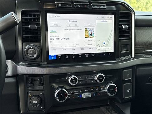 Certified 2023 Ford F450 Platinum w/ FX4 Off-Road Package image 26