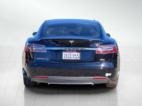 Used 2012 Tesla Model S Signature Performance image 5