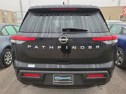 Used 2025 Nissan Pathfinder SV image 5
