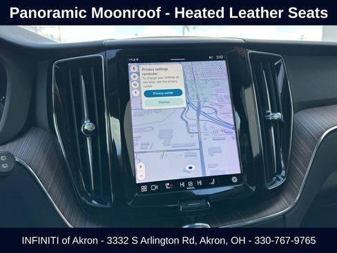 Used 2022 Volvo XC60 B5 Momentum w/ Advanced Package image 5