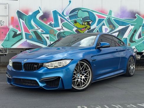 Used 2017 BMW M4 Coupe image 7
