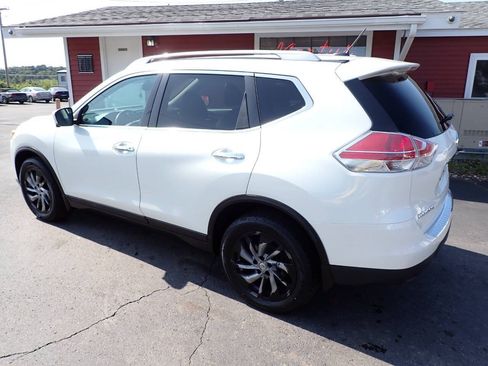Used 2015 Nissan Rogue SL w/ SL Premium Package AWD/4WD image 4
