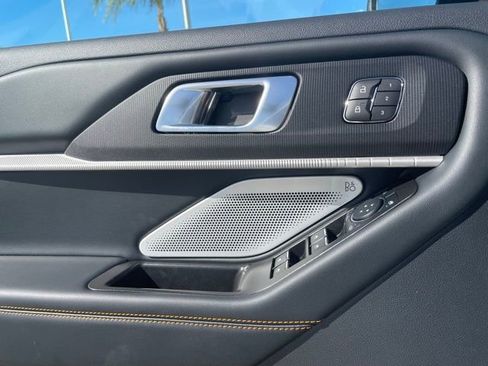 New 2026 Ford Explorer Tremor image 19