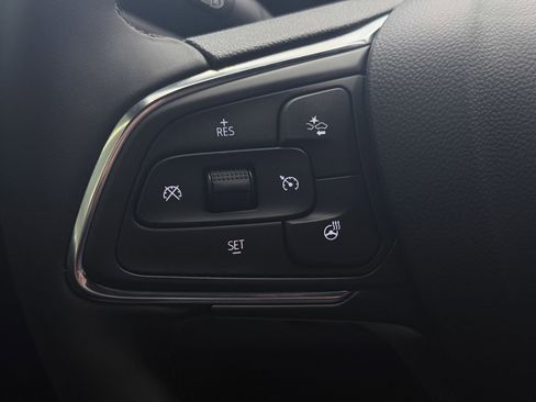 Used 2025 Buick Envista Sport Touring w/ Convenience I Package image 50